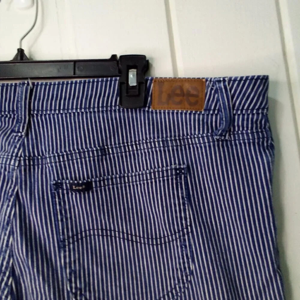 Lee shorts women